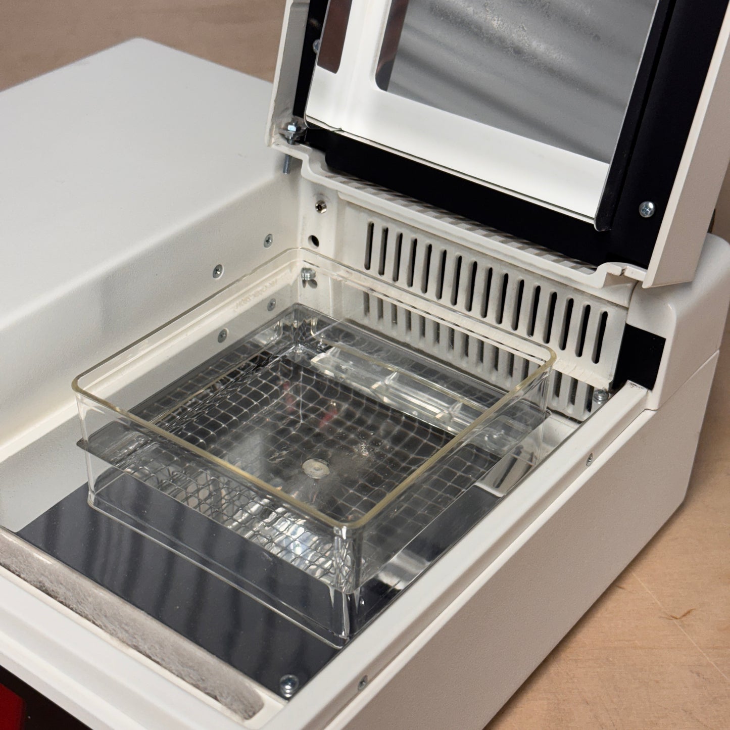 Voco / OtoFlash G171 Dental Laboratory Polymerization Light-Curing Unit
