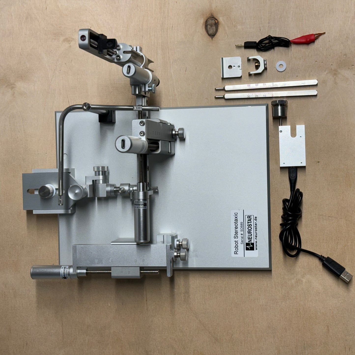 Neurostar Robot Stereotaxic System – Complete, Mint Condition, Made in Germany