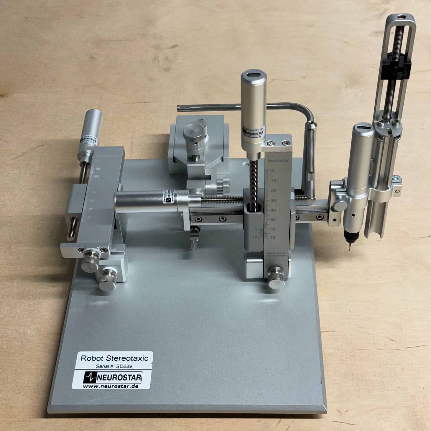 Neurostar Robot Stereotaxic System – Complete, Mint Condition, Made in Germany