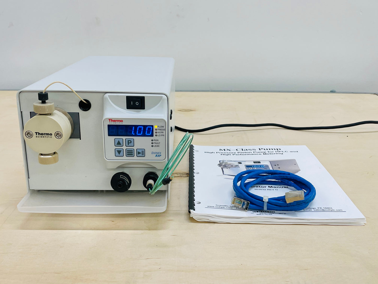 Thermo Scientific / SSI Dionex AXP MX-Class Pump, P/N MX010PFT3ADX Rev. 04